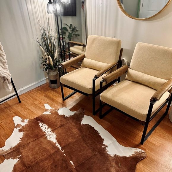 Premium Cowhide Rug AreaRug Traditional Animal Rug Stylish SIZE 43“×27” / 3.6x2. - Picture 5 of 13